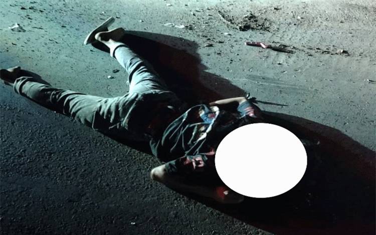 Pengendara Motor Ditemukan Tewas di Tengah Jalan Pati Rumbih Kapuas