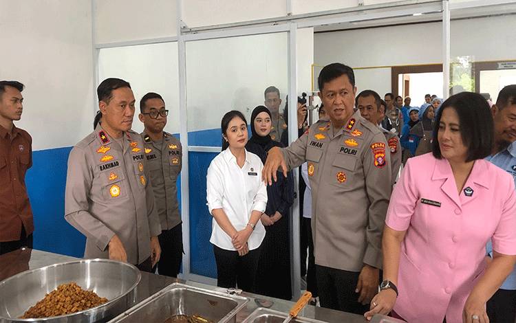 Kapolda Kalteng Tinjau Kesiapan SPPG Polda Kalteng