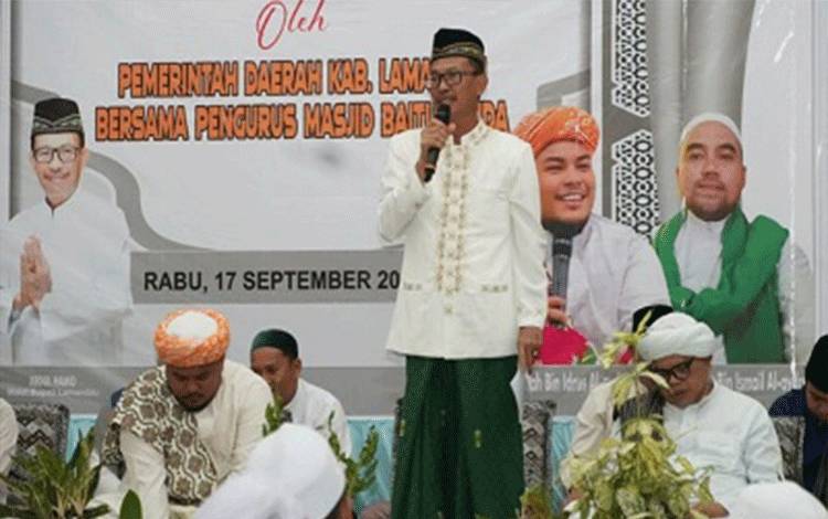 Wakil Bupati Lamandau Hadiri Peringatan Maulid Nabi di Masjid Baiturrahman