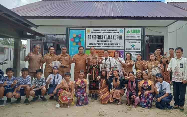 Pemantauan Revitalisasi Bahasa Dayak Ngaju di Gunung Mas Disambut Antusias