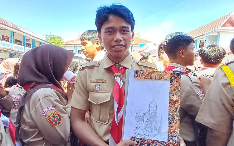 Gubernur Kalteng Apresiasi Karya Pelajar SMAN 1 Sampit
