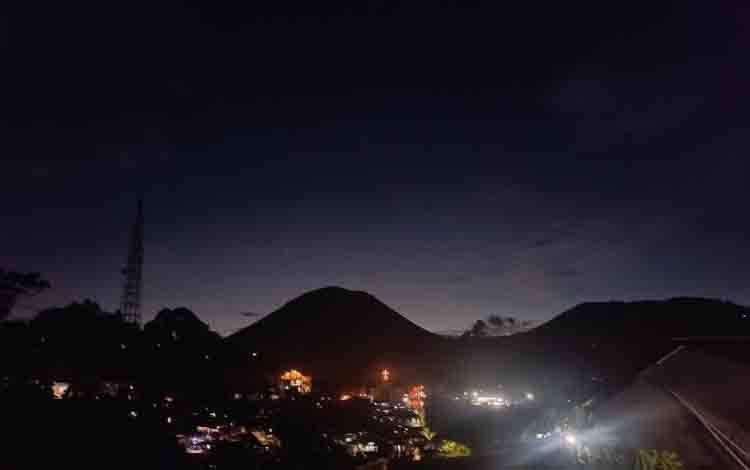 Badan Geologi Catat 649 Gempa Vulkanik Dangkal Gunung Lokon