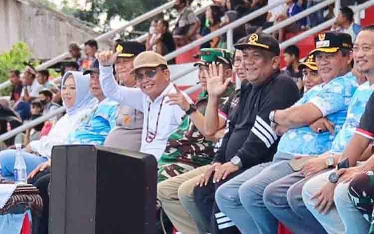 Bupati Seruyan Dukung Penuh Ajang Sepakbola Gubernur Cup Zona Barat
