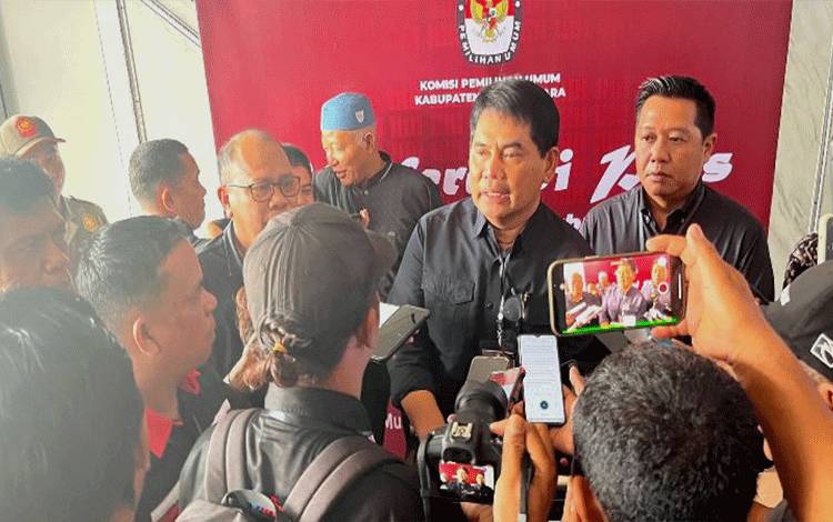 Sekolah, Kesehatan Gratis dan Percepatan Pembangunan Infrastruktur jadi Program 100 Hari Kerja Shalahuddin dan Felik