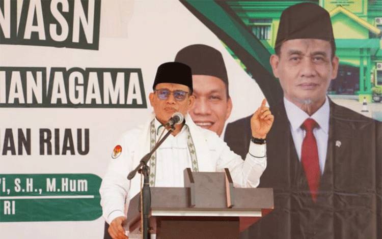 Wamenag Harap Ditjen Pesantren Jadi Kado Hari Santri 2025