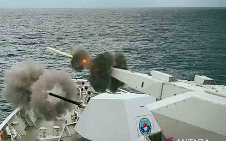 TNI AL Kerahkan KRI REM-331 untuk Latihan Simulasi Perang di Laut