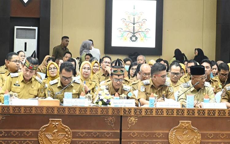 Wakil Bupati Lamandau Hadiri Rapat Evaluasi TPPS se-Kalimantan Tengah