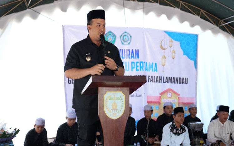 Bupati Lamandau Dukung Penuh Pembangunan SMP Islam untuk Generasi Muda