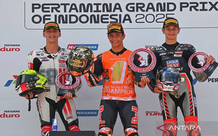 Jose Rueda Kunci Gelar Juara Dunia Moto3 2025 di Mandalika
