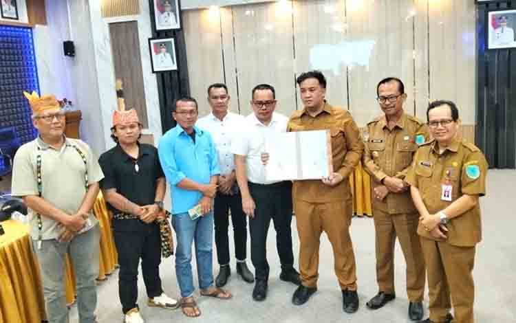 Pemkab Lamandau dan PT SLR Sepakati Kompensasi Rp3 Miliar untuk Masyarakat Tanjung Beringin