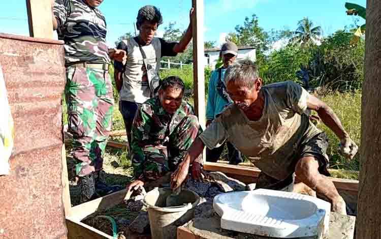 Satgas TMMD Kodim Muara Teweh Bangun MCK di Desa Jamut, Wujud Nyata Gotong Royong TNI dan Rakyat