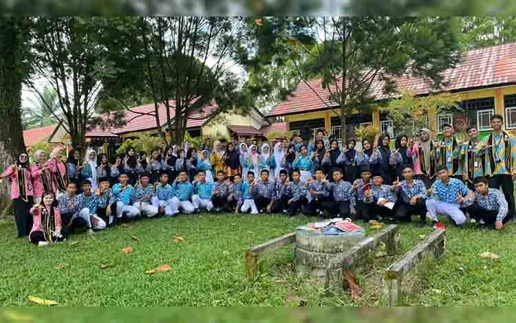 Duta Pemuda Indonesia Gelar Bengkel Bahtra di SMP Negeri 2 Pangkalan Lada