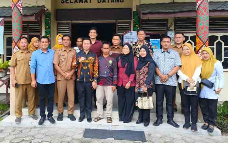 DPRD Kotim Terima Aduan Drainase Mampet di Mentawa Baru Ketapang