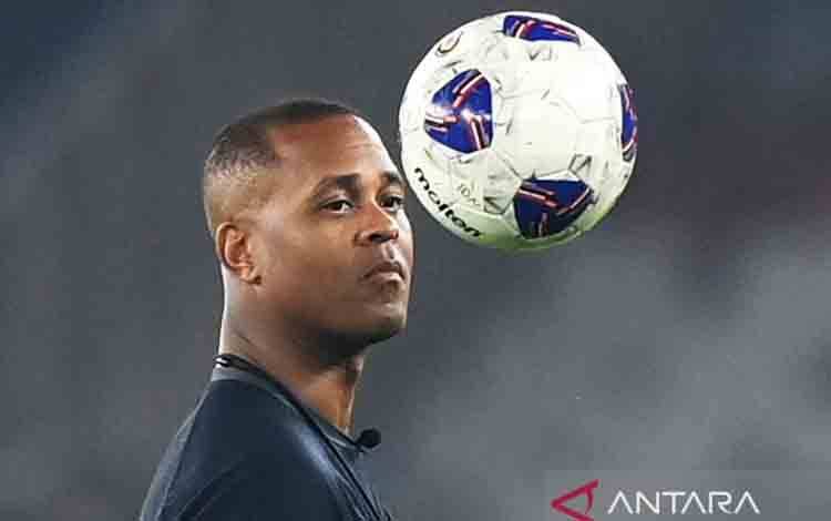 Resmi, PSSI Pecat Patrick Kluivert dan Tim Kepelatihannya asal Belanda