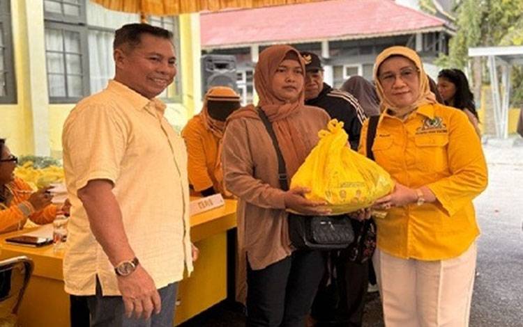 Golkar Kalteng: Antusiasme Warga Tanda Kebutuhan Pokok Masih Berat
