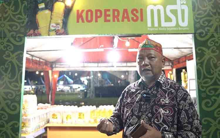 Produk Minyak Goreng Hanau Ramaikan 'Peken Gayeng' Pangkalan Lada