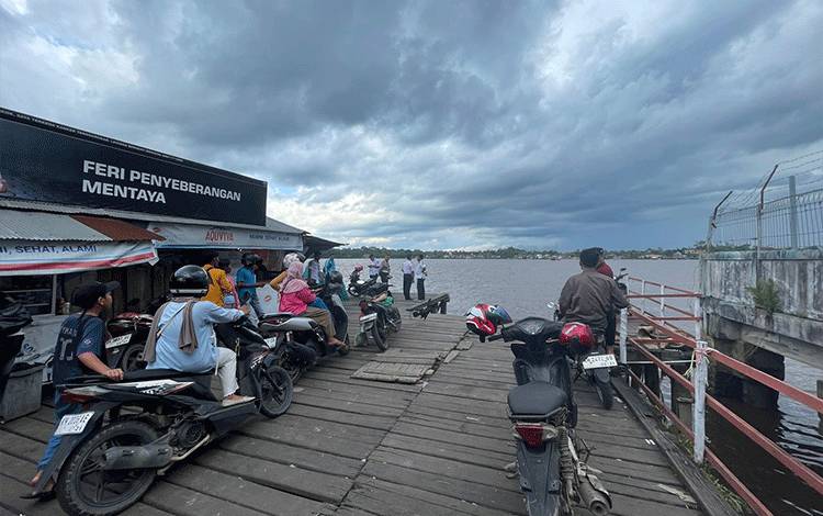 Bocah 5 Tahun di Sampit Meninggal usai Terjatuh ke Sungai Mentaya saat Naik Kapal Ferry Penyebrangan