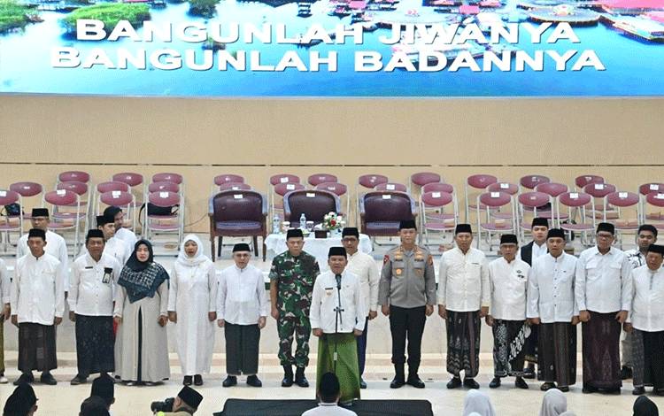 Gubernur Kalteng Pimpin Apel Hari Santri Nasional 2025 di UIN Palangka Raya