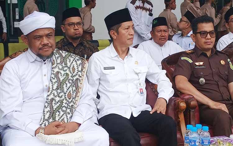 Anggota DPRD Barito Utara Ajak Santri Jadi Generasi Berilmu dan Berakhlak