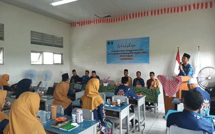 MTsN 2 Kapuas Jadi yang Pertama Laksanakan Workshop Pengelolaan BMN