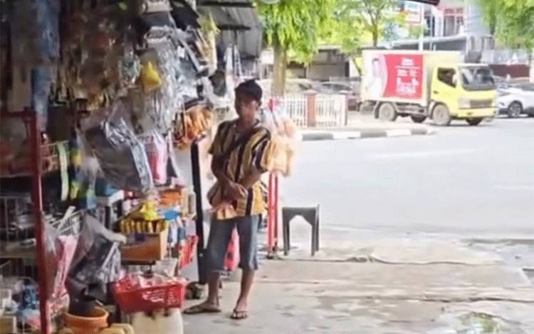 Ancaman Sajam Mengiringi Aksi Pemalakan di Banjarmasin, Pedagang Resah