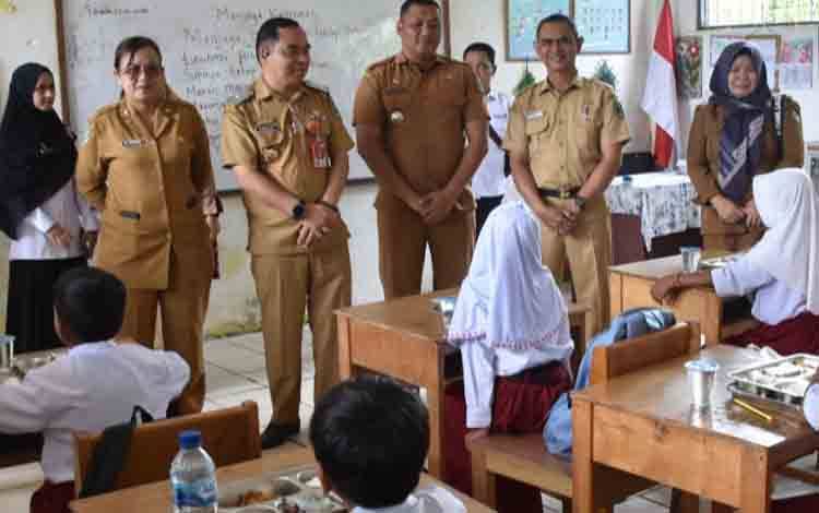 Pemkab Kapuas Pantau Program MBG di Kapuas Timur, Pastikan Kualitas dan Higienitas