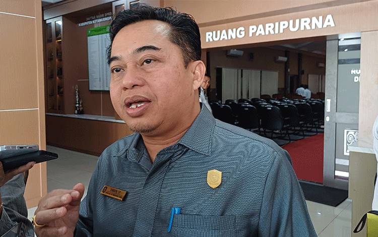 Ketua DPRD Kotim Tegaskan Tidak Ada Pemangkasan TPP, Penyesuaian Berdasarkan Regulasi Nasional