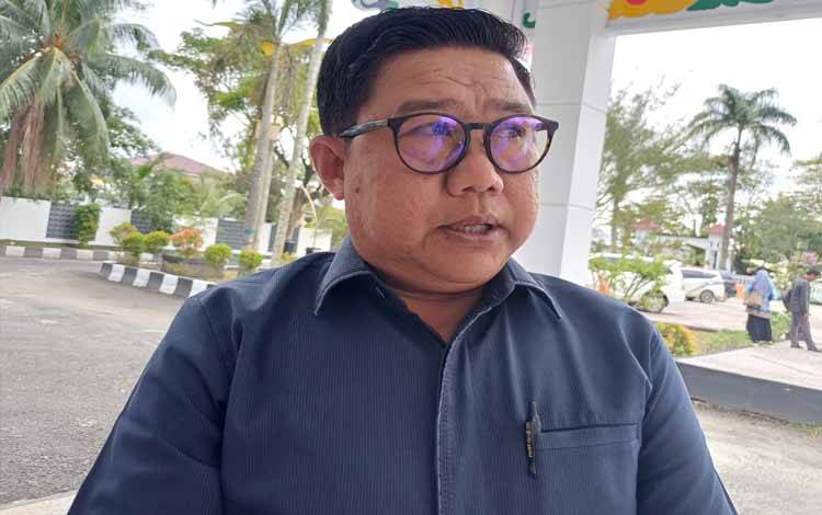 Dewan Kotim Pertanyakan Kejelasan Pengerjaan Jalan BajarauParenggean