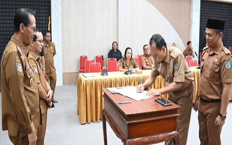 Tiga Camat di Lamandau Resmi Berganti, Wakil Bupati Ajak Wujudkan Pemerintahan Inovatif