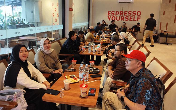 OJK Kalteng Perkuat Pengawasan Lembaga Keuangan Hadapi Ancaman Penipuan Digital