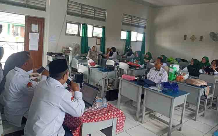 MTsN 2 Kapuas Siapkan Peningkatan Mutu Lewat EDM dan eRKAM 2025