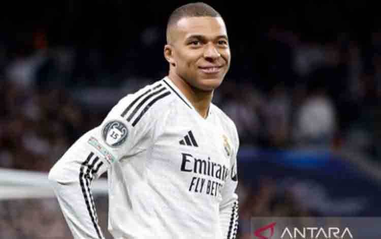 Dua Gol Mbappe Warnai Kemenangan 4-0 Real Madrid atas Valencia