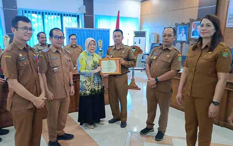 Misnawaty Ajak Semua Pihak Bersinergi Wujudkan Posyandu Era Baru di Barito Timur