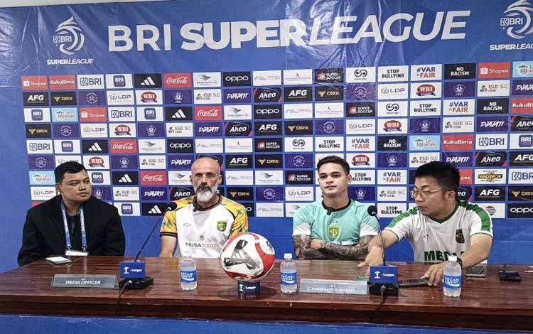 Persebaya Akhiri Kerja Sama dengan Eduardo Perez