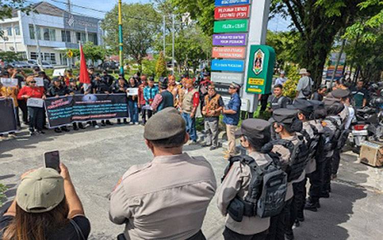 GDAN Gelar Aksi Demonstrasi di PN Palangka Raya, Desak Hukuman Berat Bandar Narkoba