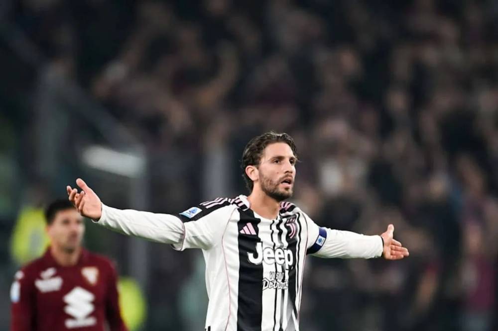 Juventus Pesta Gol ke Gawang Pisa 4-0