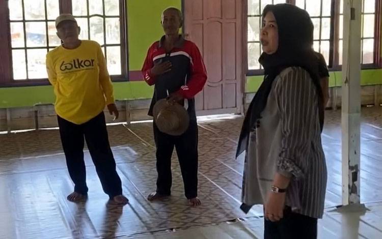 Reses di Kapuas, Noor Fazariah Kamayanti Terima Aspirasi Peningkatan Infrastruktur dan Rumah Ibadah