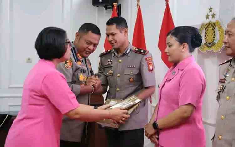 Polres Kapuas Rombak Jajaran Pejabat Utama dan Kapolsek