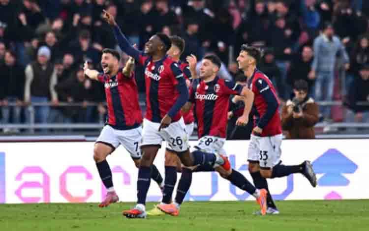 Napoli Tak Lagi di Puncak Klasemen Usai Kalah 0-2 dari Bologna