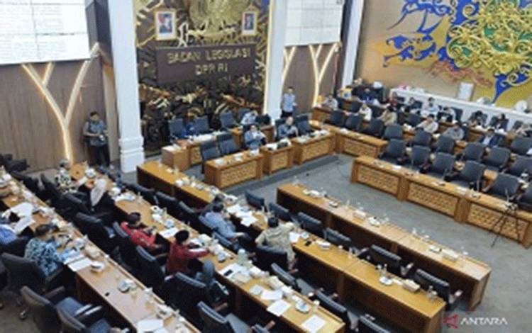 Baleg DPR Sepakat BPIP Akan Bina Naturalisasi Calon WNI dalam RUU BPIP