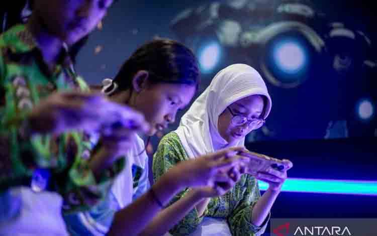 Pengamat Sebut Guru Perlu Pendekatan Anak Cegah Dampak Gim Daring