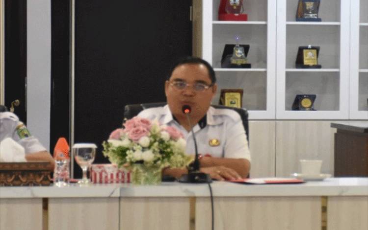 Kades dan Lurah di Kapuas Diminta Sosialisasikan Batas Wilayah dengan Bijak dan Transparan