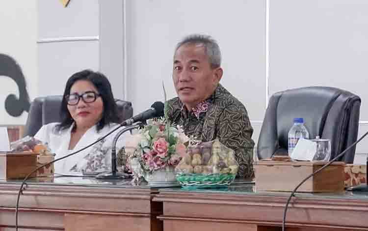 Pj Sekda Palangka Raya Tekankan Pentingnya Pendidikan Politik