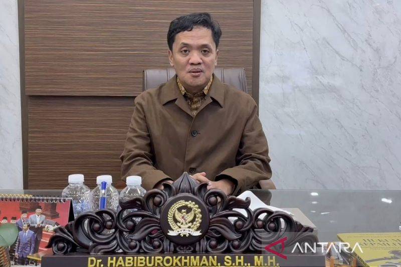 Komisi III DPR Tegaskan KUHAP Baru Tidak Atur Penyadapan