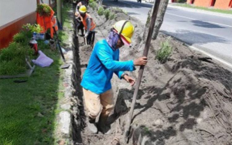 Bupati Kobar Instruksikan Dinas Terkait Lakukan Percepatan Penanganan Drainase
