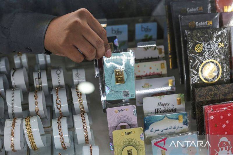 Harga dua Jenama Emas di Pegadaian Rabu ini Kompak Turun