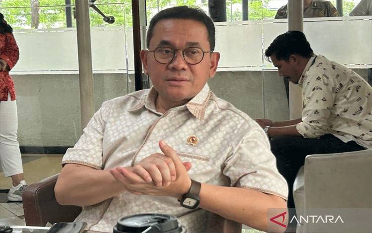 Mendag: Bayar Pajak Tak Buat Impor Pakaian Bekas Jadi Legal