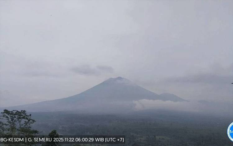 PVMBG: Aktivitas Gunung Semeru Masih Tinggi dan Statusnya Tetap Awas