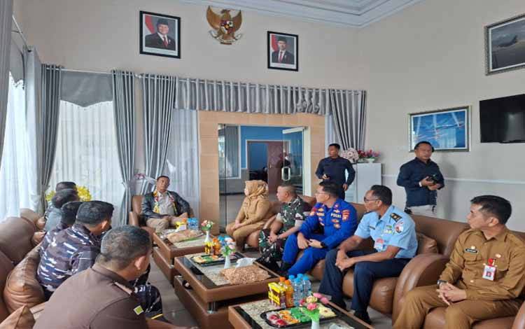 Pemkab Kobar Sambut Pangkoarmada Jelang Peresmian Mako Lanal Kumai