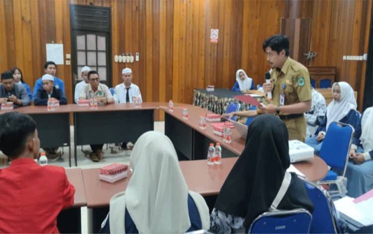 Pemkab Kapuas Gelar Pendidikan Politik bagi Pelajar